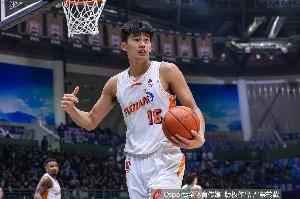 杨曦皓：深知自己的不足 会珍惜在国家队的历练机会 全力以赴训练