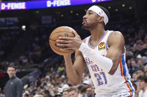 名记：维金斯的交易为雷霆腾出1个名额 球队现有14名球员身背合同